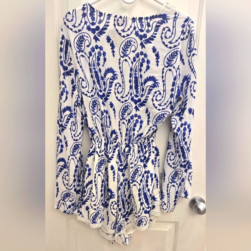 Hot Miami Styles Blue and White Paisley Romper, Size L, New With Tags